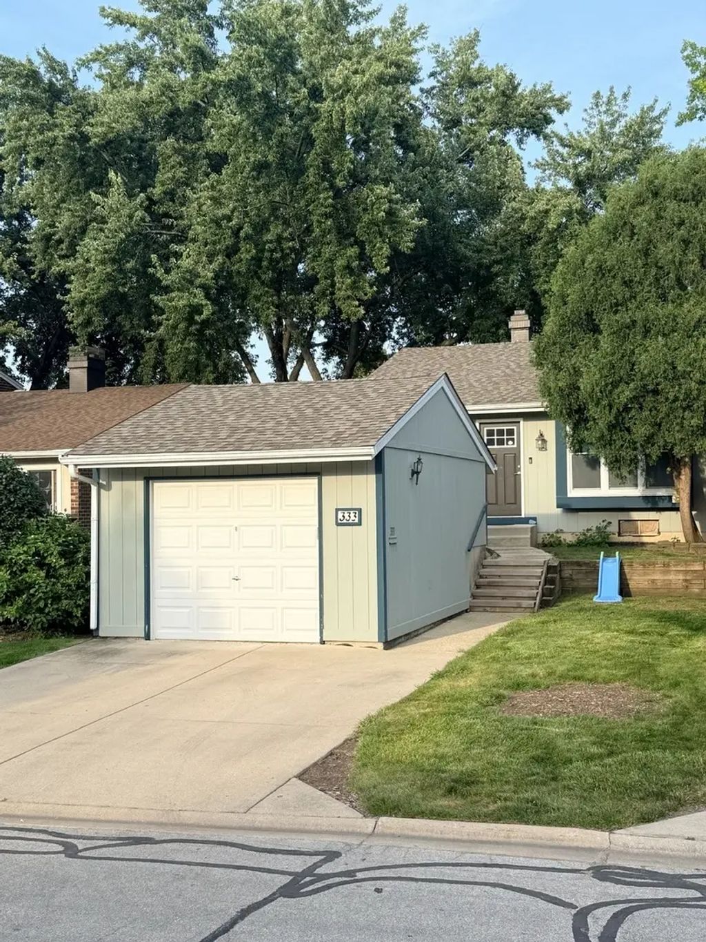 333 Colony Green Drive, Bloomingdale