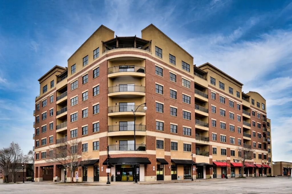 4953 Oakton Street 608, Skokie, 60077