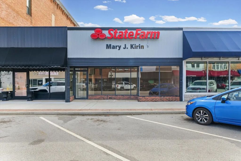 143 N Market Street, Paxton
