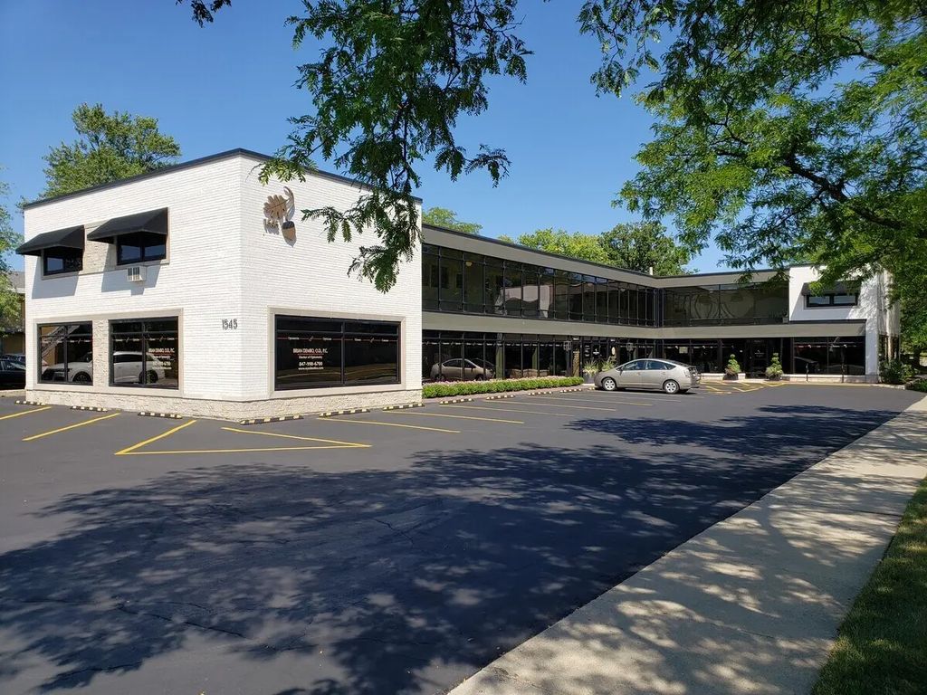 1545 Waukegan Road 2-8, Glenview