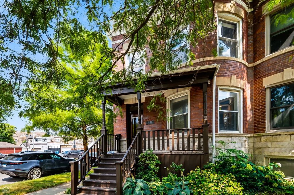 5401 S Maryland Avenue, Chicago, 60615