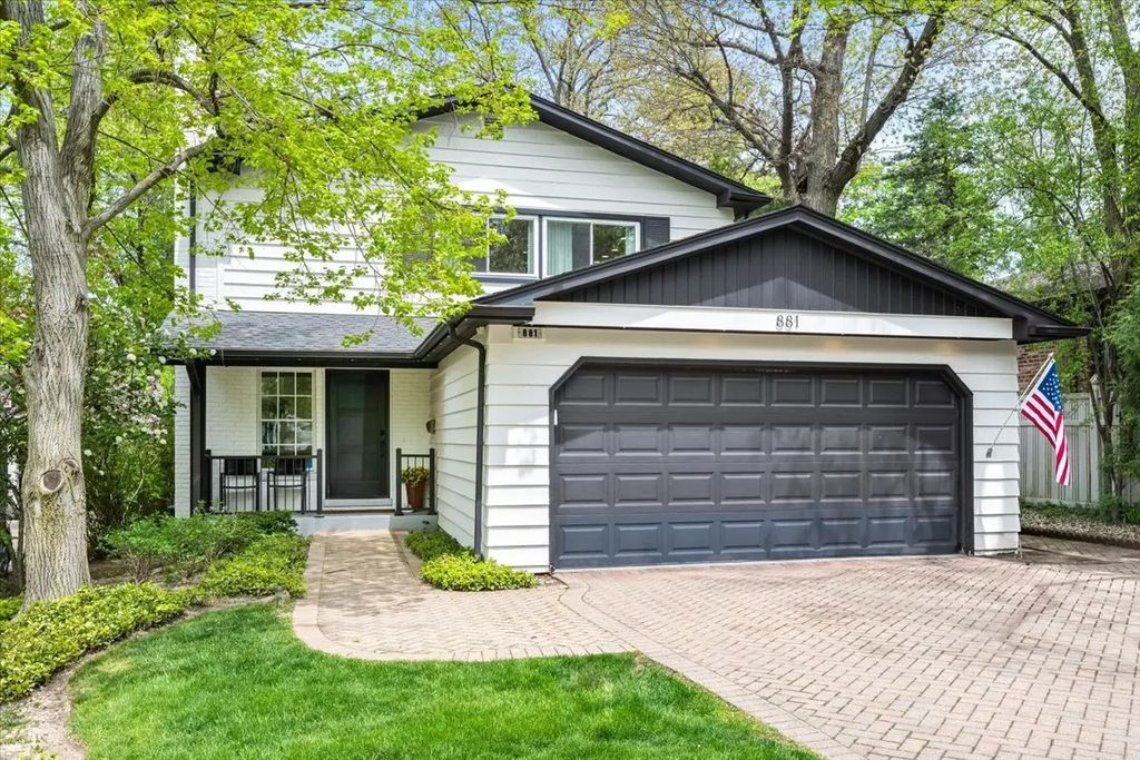 881 Marion Avenue, Highland Park