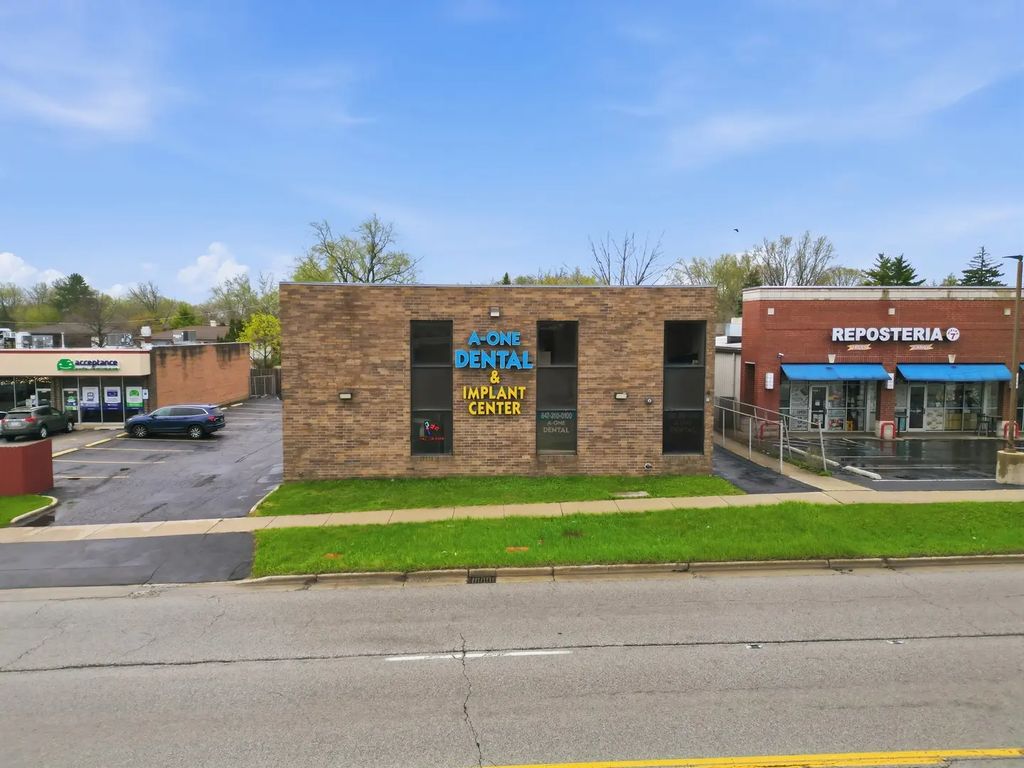 2071 Irving Park Road, Hanover Park