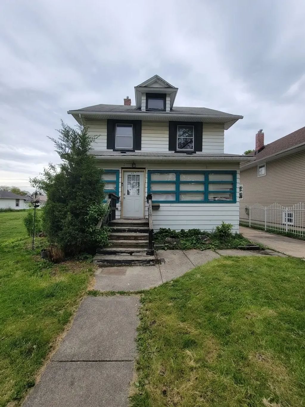 227 W 16th Place, Chicago Heights