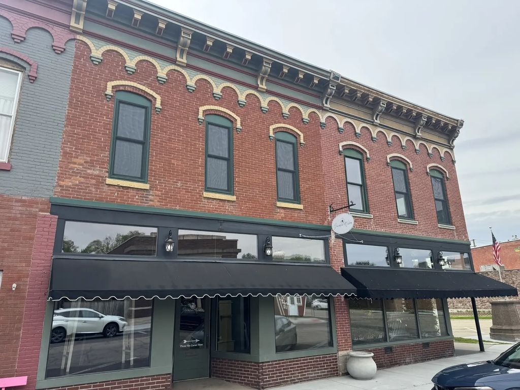 1100 & 1102 4th Street, Fulton