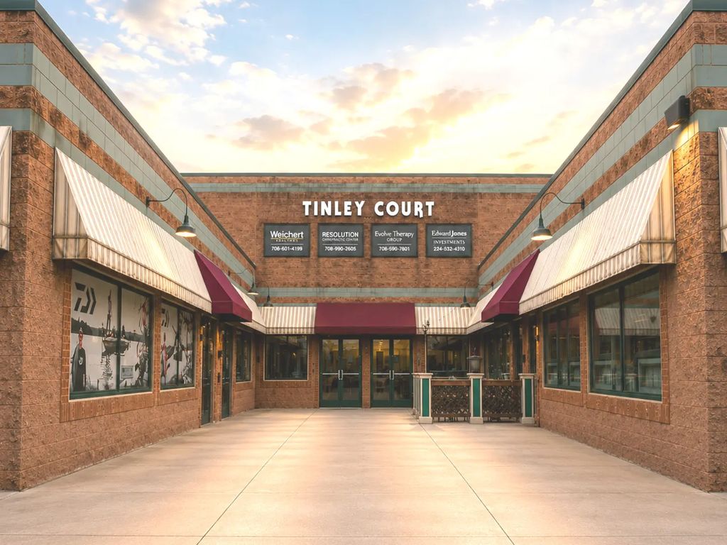 7903 W 159th Street 7903, Tinley Park