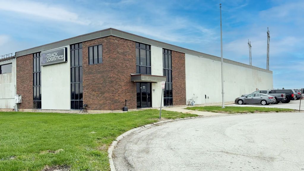 1835 Lacon Drive, Galesburg