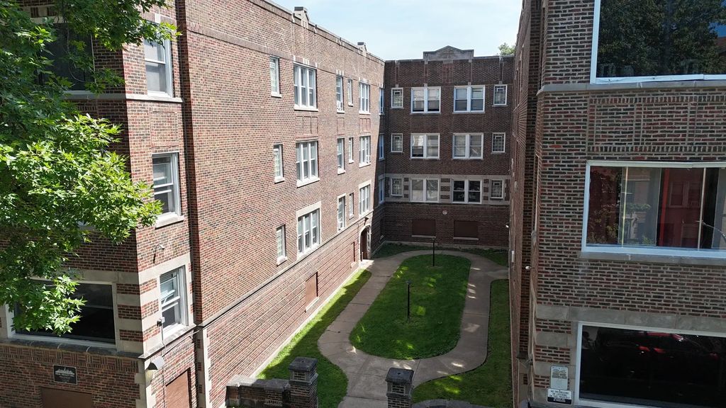 7601 S Kingston Avenue, Chicago