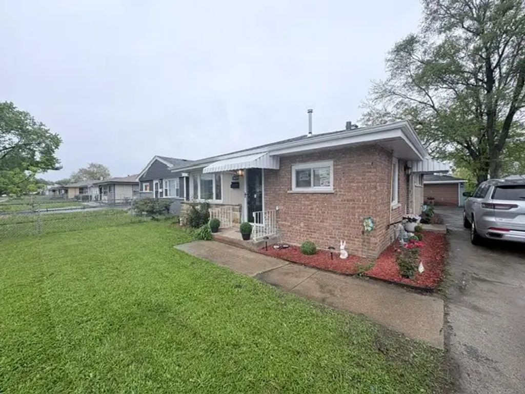 16438 Honore Avenue, Markham
