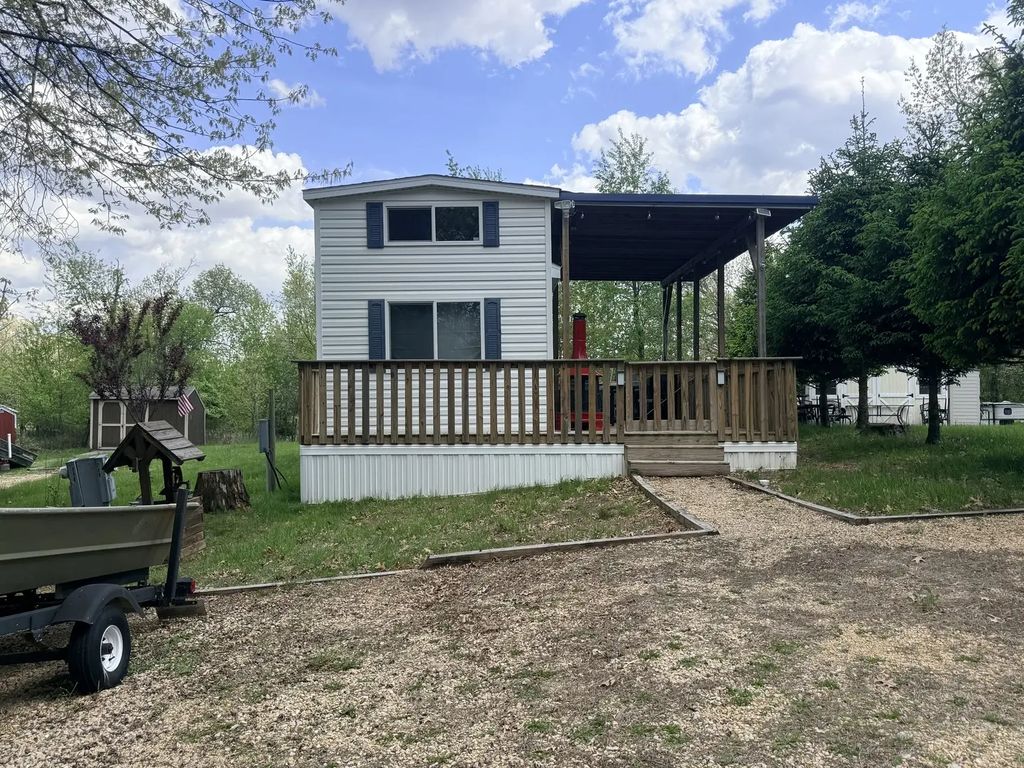 5-248 Woodhaven Lakes, Sublette