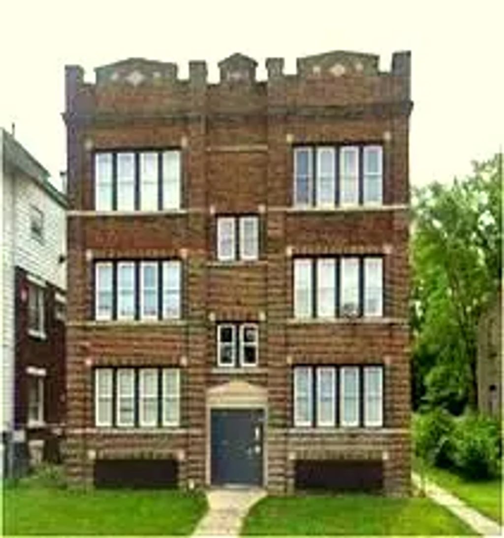 15633 Lexington Avenue, Harvey