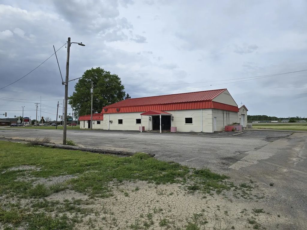 404 N Commercial Street, Harrisburg