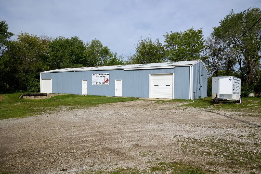 306 4th Street, Cedar Point