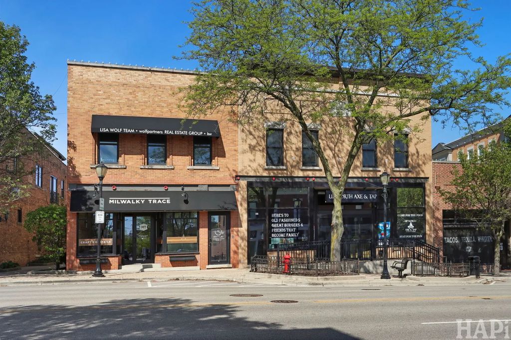 545-47 N Milwaukee Avenue, Libertyville