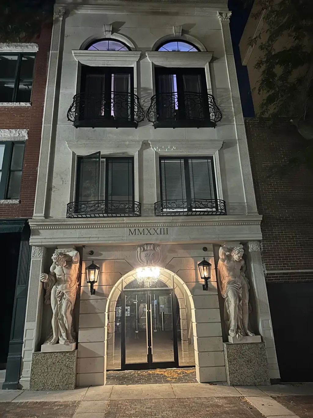 218 Washington Street 2, Waukegan