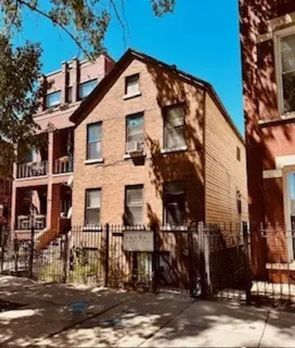 1542 W Thomas Street, Chicago, 60642