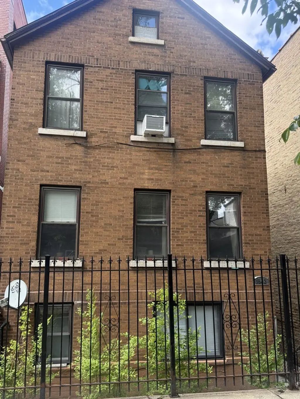 1542 W Thomas Street, Chicago