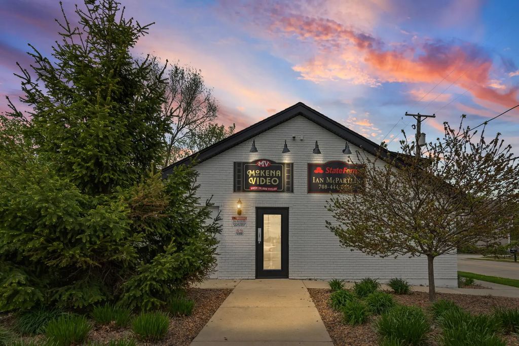 11225 Front Street, Mokena