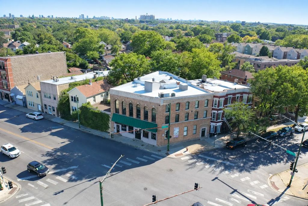 3265 S Archer Avenue, Chicago