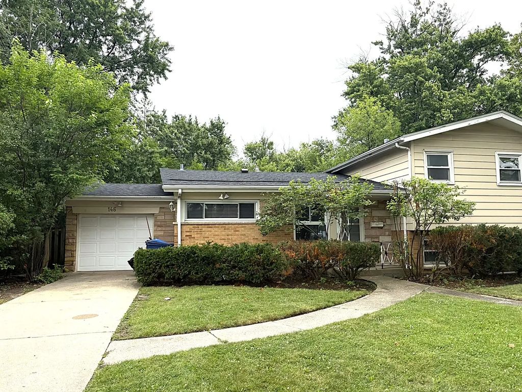146 Millbrook Lane, Wilmette, 60091