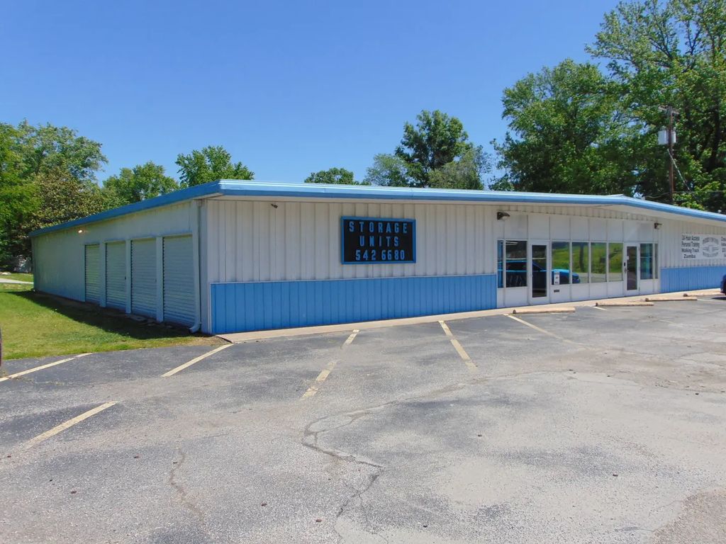 205 E Randolph Street, Pinckneyville