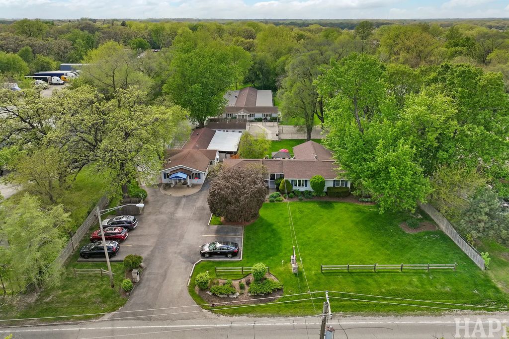4403 Roberts Road, Island Lake