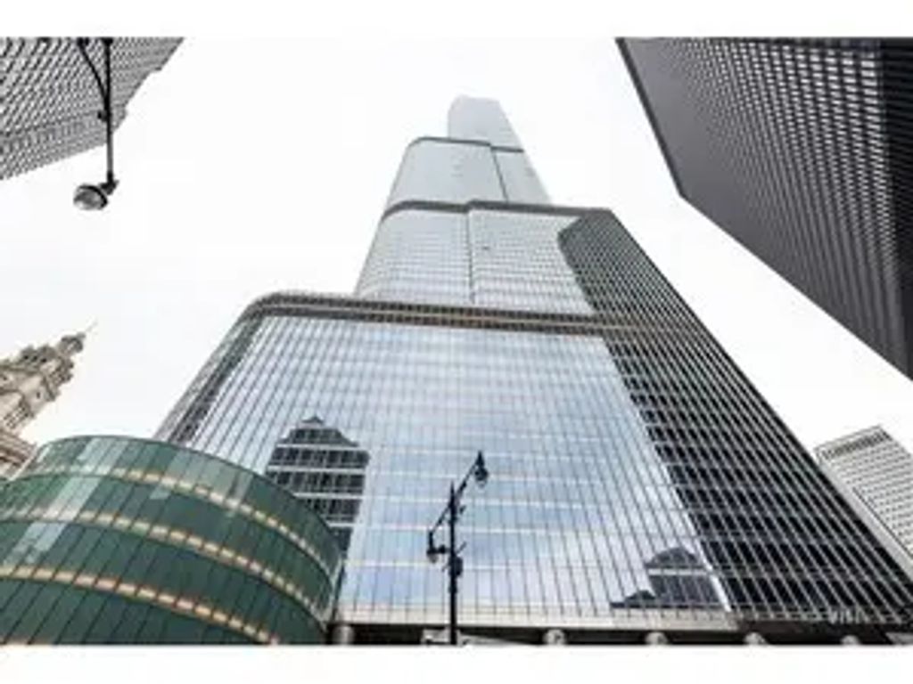 401 N Wabash Avenue P34, Chicago
