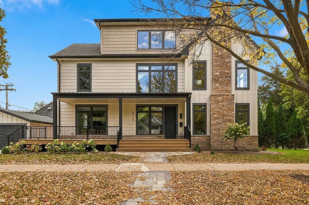516 W 6th Street, Hinsdale, 60521