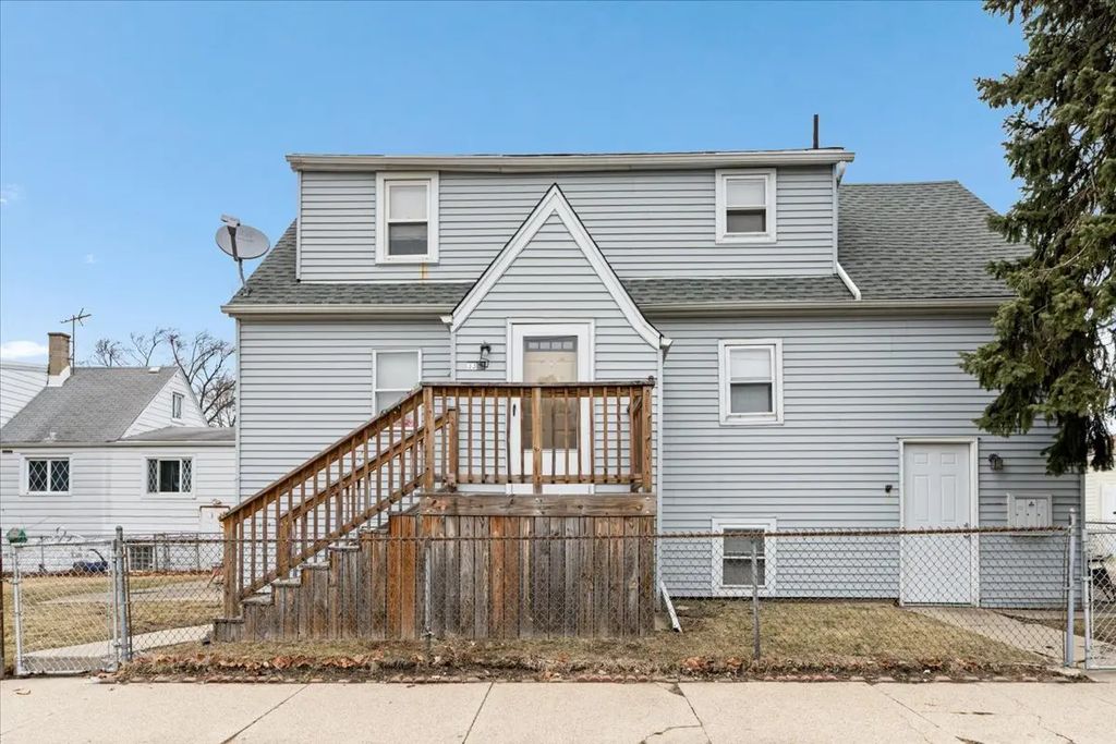 3301 N Ozanam Avenue, Chicago
