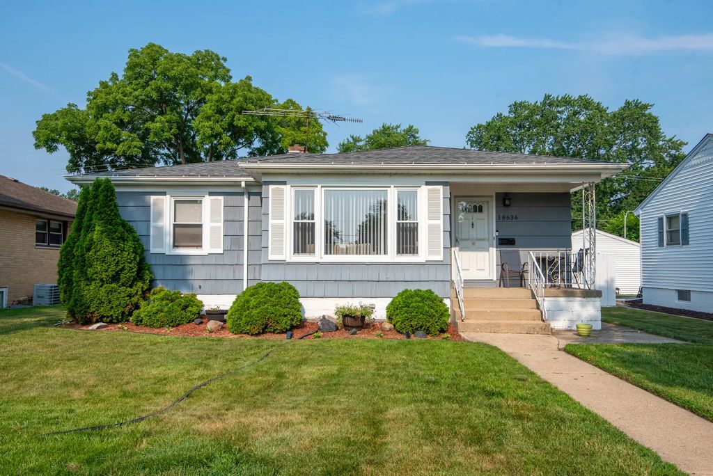 18636 Sherman Street, Lansing