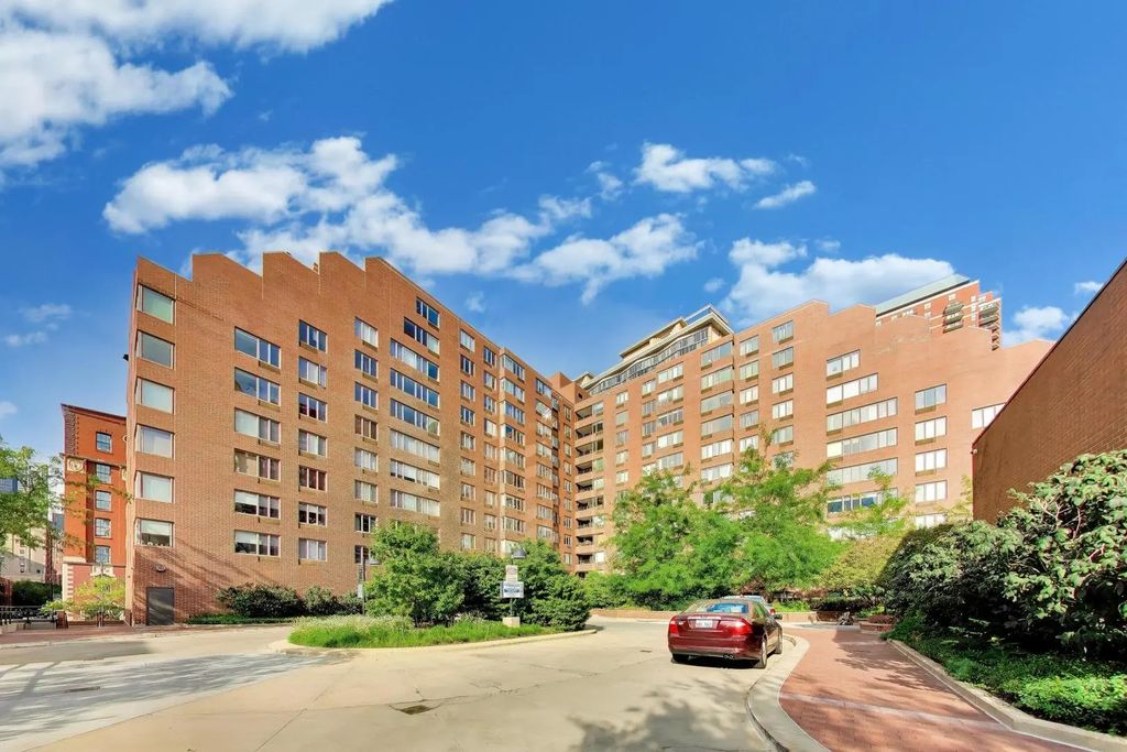 801 S Plymouth Court 1006, Chicago