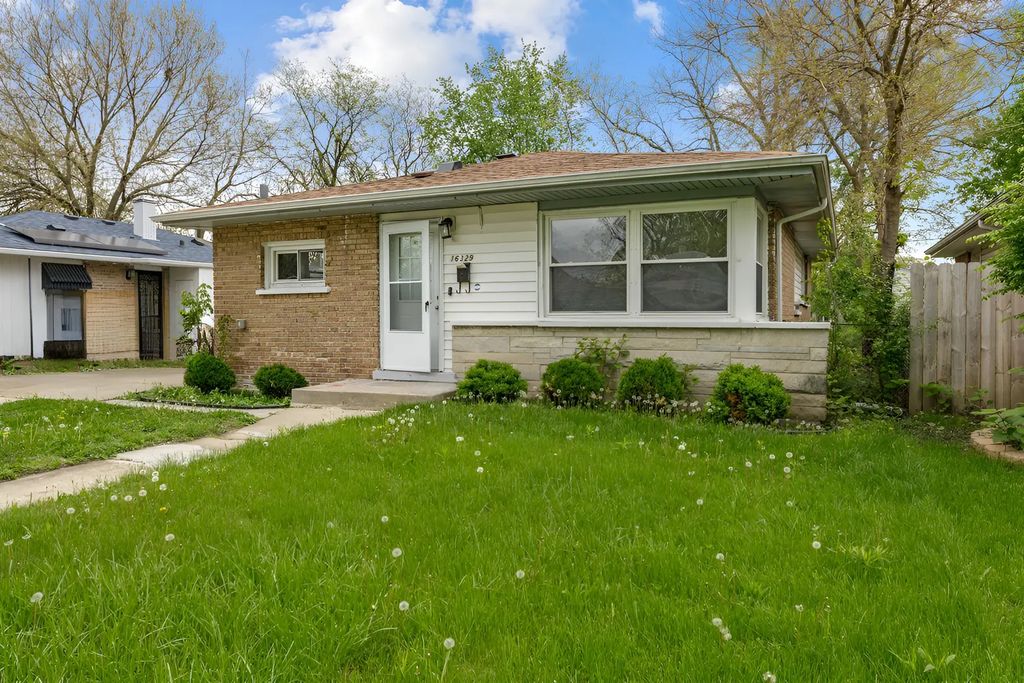 16329 Hermitage Avenue, Markham