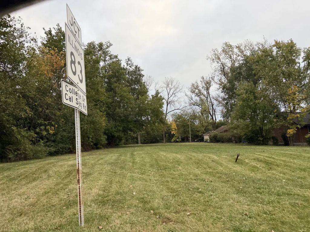 11923 Southwest Highway, Palos Park