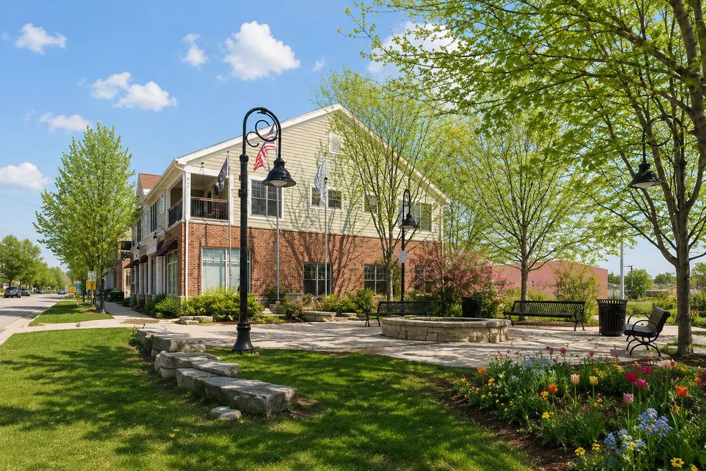 10937 Front Street 2b, Mokena