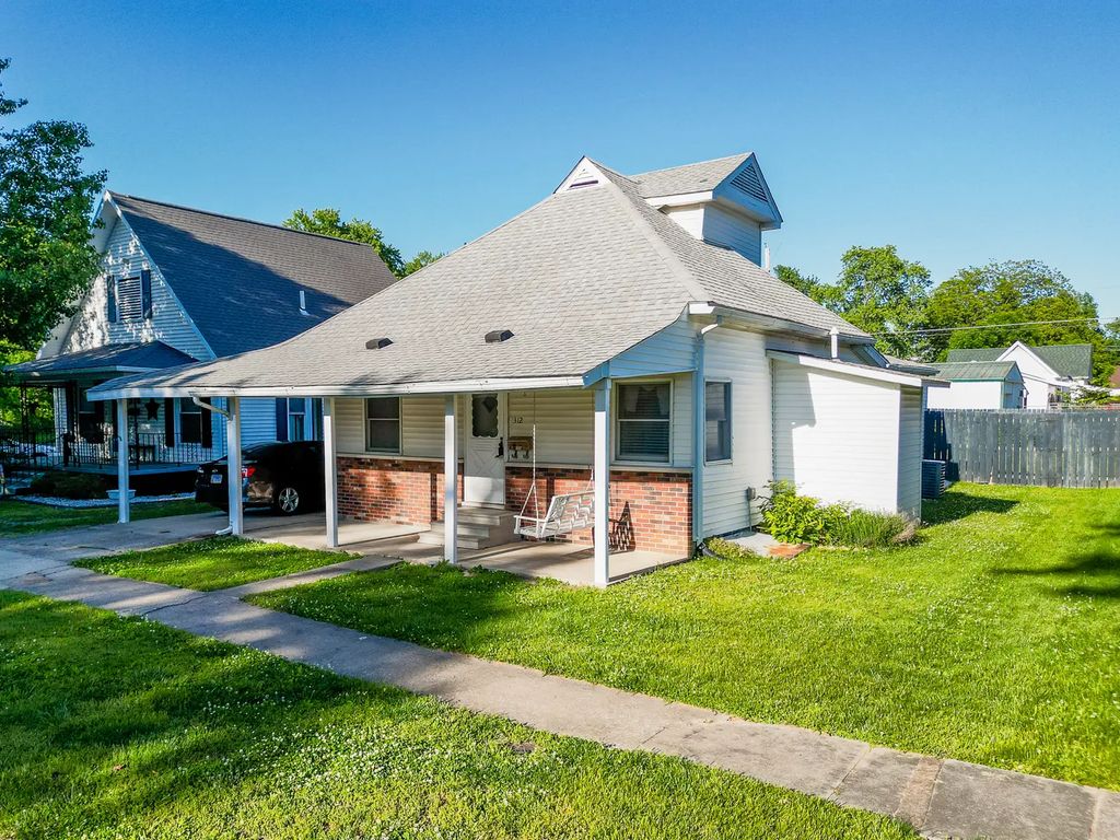 312 N 11th Street, Herrin