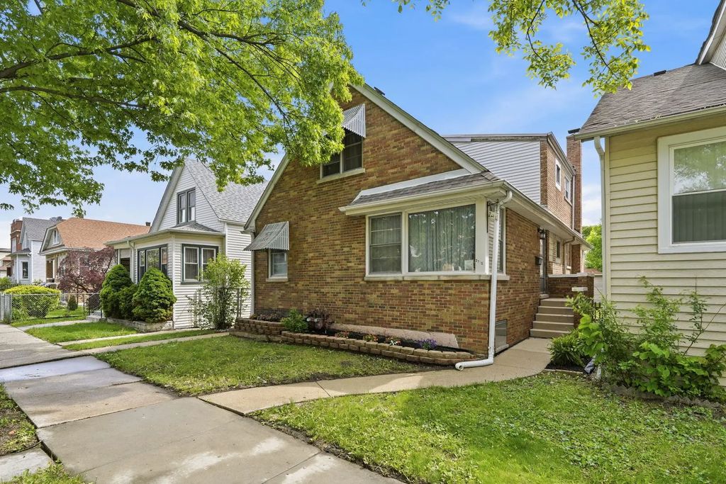 2705 N Monitor Avenue, Chicago, 60639