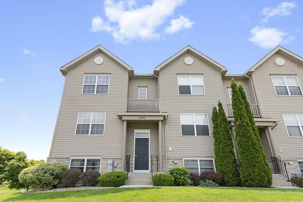 2110 Austrian Pine Street, Lockport