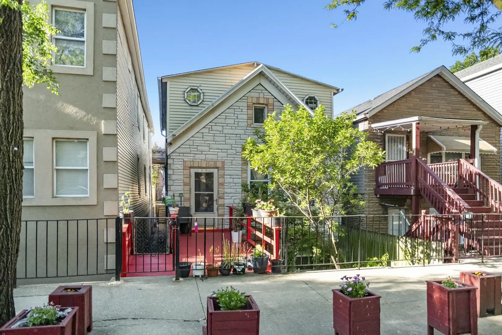2123 W Cullerton Street, Chicago, 60608