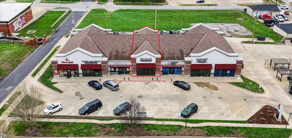 604 E Main Street, Mahomet