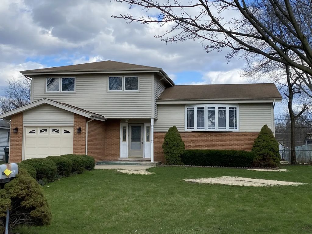 1403 N Sauk Lane, Mount Prospect