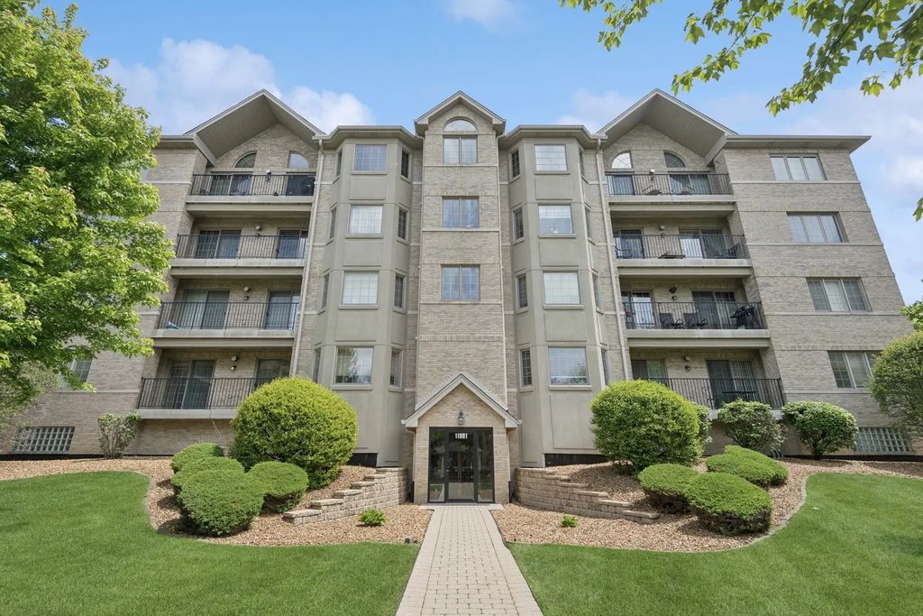 11901 Windemere Court 301, Orland Park