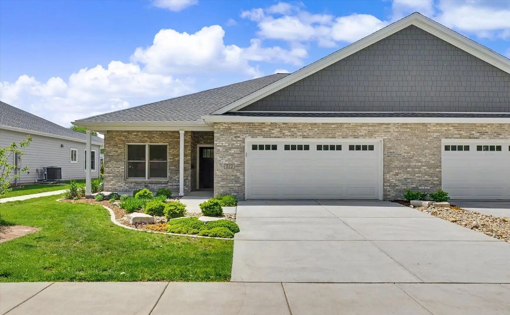 512 S 6th Street, Fairbury