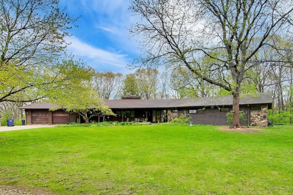 27125 N Williams Park Road, Wauconda