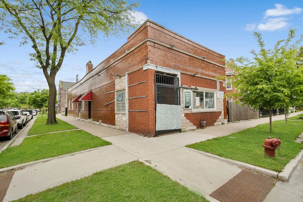 3158 S Harding Avenue, Chicago