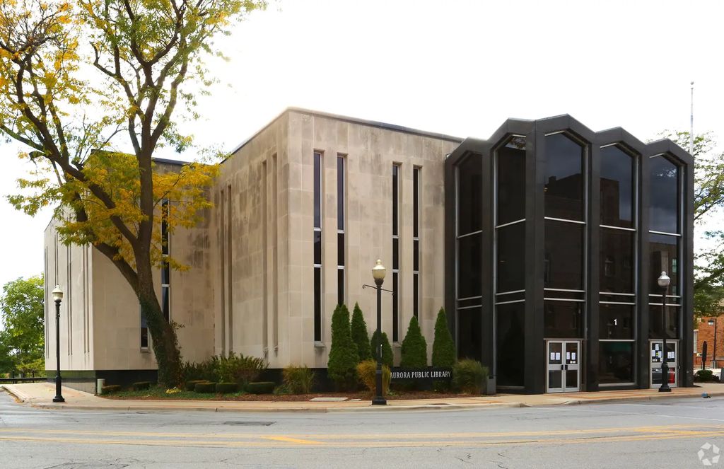 1 E Benton Street 105, Aurora
