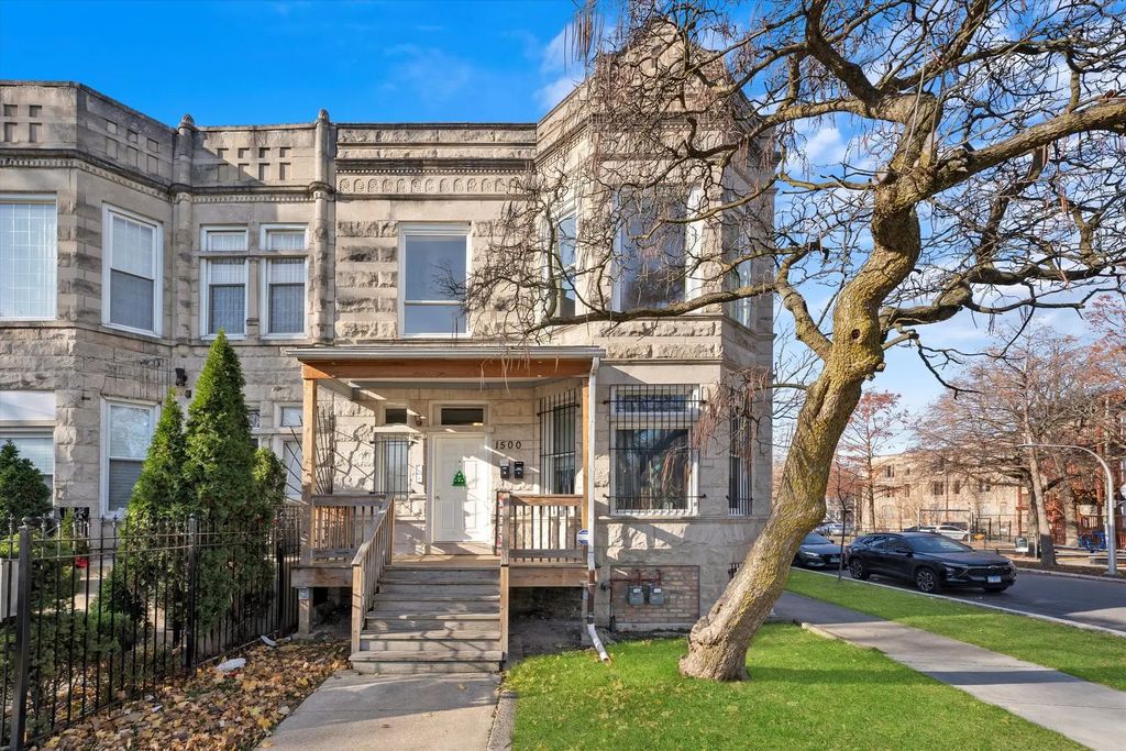 1500 S Trumbull Avenue, Chicago, 60623