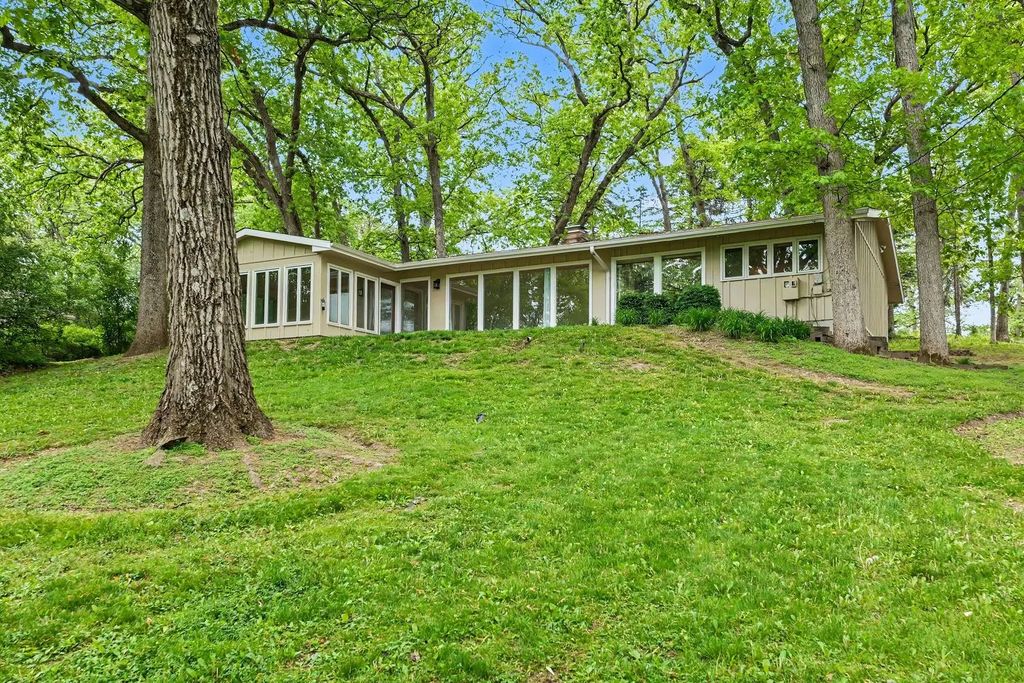 61 Timberlake Road, Barrington