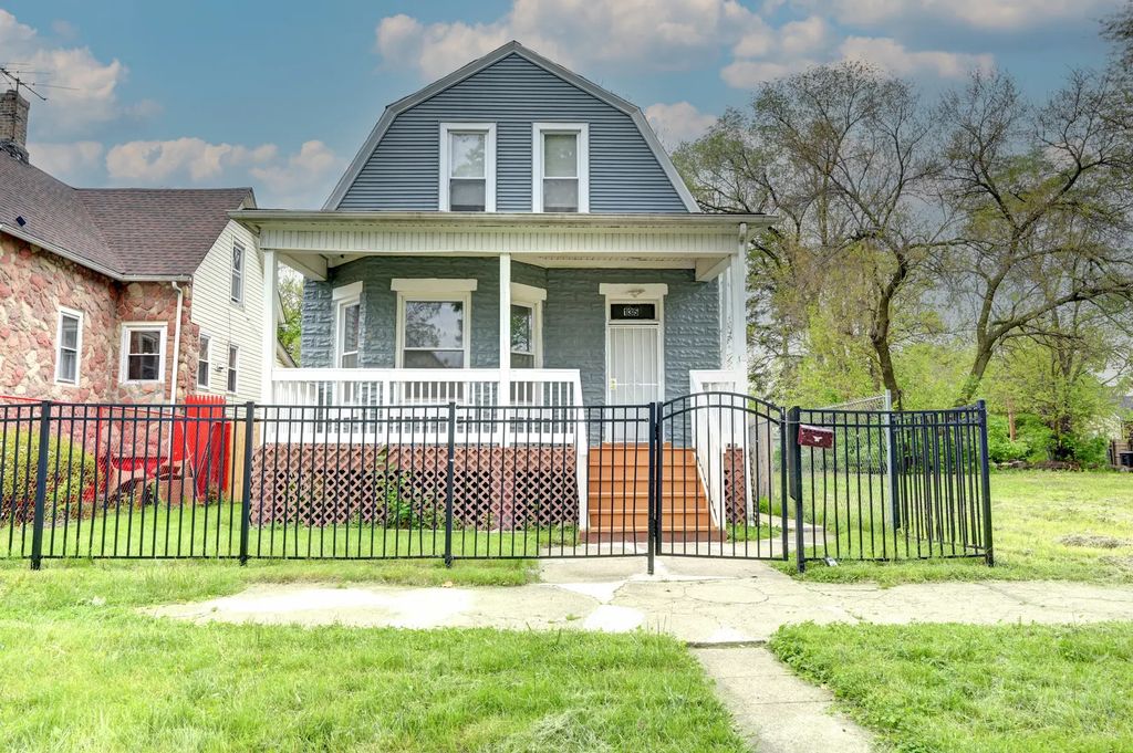 135 W 109th Place, Chicago