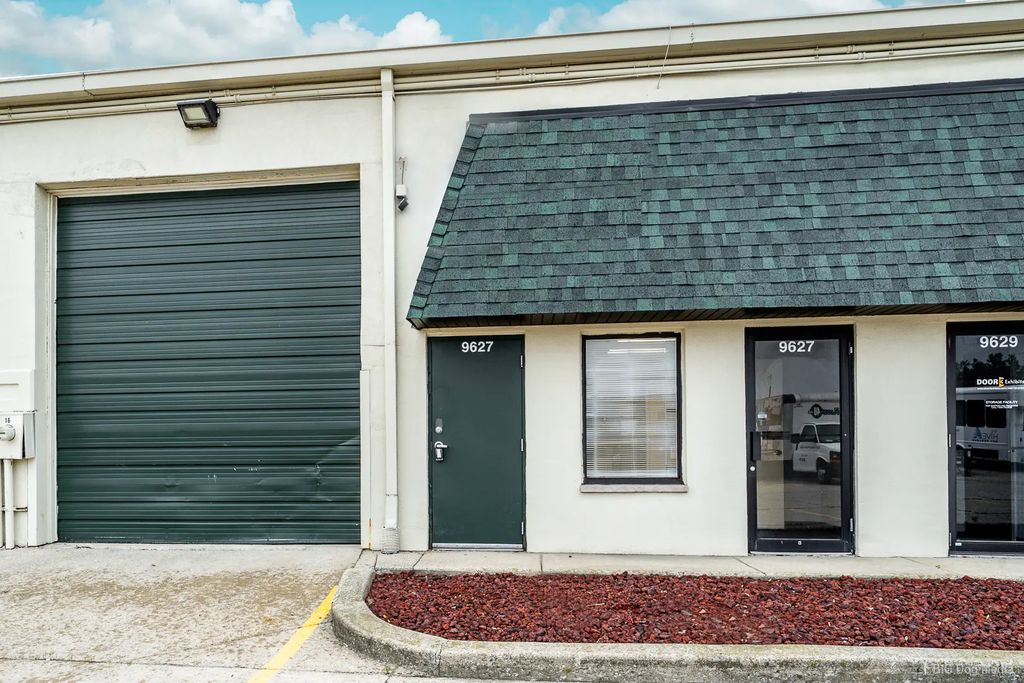 9627 194th Place, Mokena