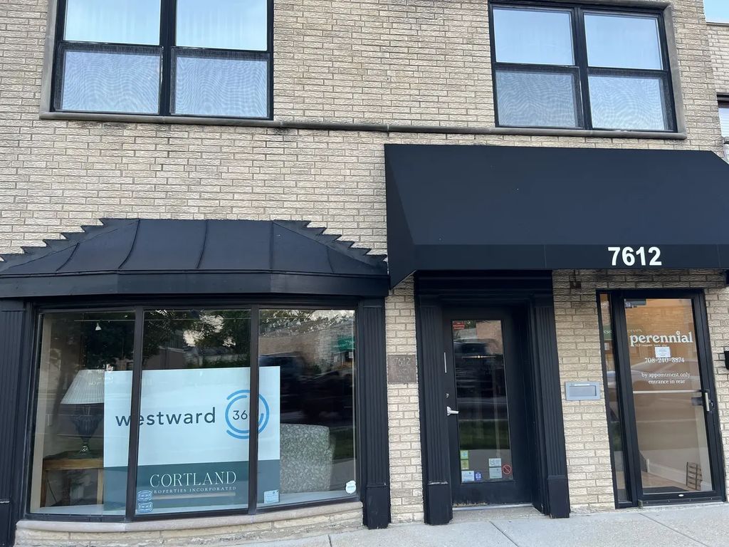 7612 W North Avenue 1, Elmwood Park